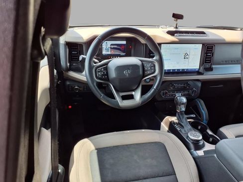 Used 2022 Ford Bronco Wildtrak AWD/4WD image 4