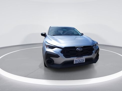 Used 2024 Subaru Crosstrek 2.0i w/ Crosstrek Mirror Package AWD/4WD image 3