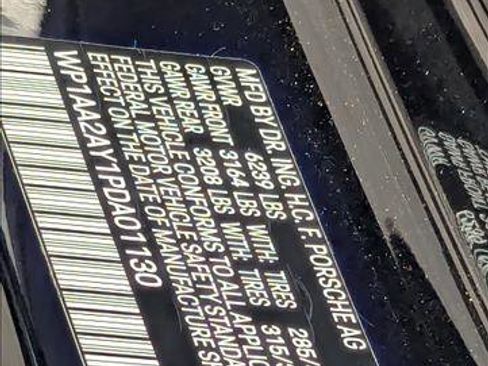 Used 2023 Porsche Cayenne image 23