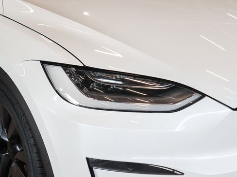 Used 2022 Tesla Model X AWD/4WD image 23