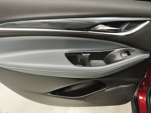 Used 2021 Buick Enclave Premium w/ Sun and Sites Package image 29