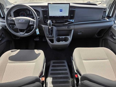 Used 2024 Ford Transit 350 XLT RWD image 17