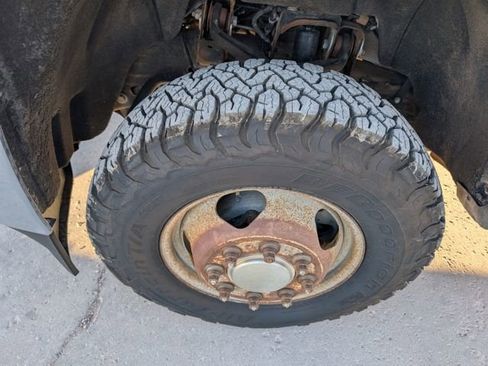 Used 2018 Chevrolet Silverado 3500 W/T image 14