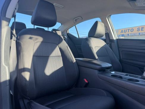 Used 2019 Nissan Altima 2.5 S FWD image 16