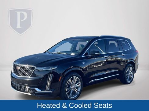 Used 2023 Cadillac XT6 Premium Luxury image 4