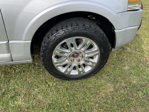 Used 2010 Ford Expedition EL Limited image 34