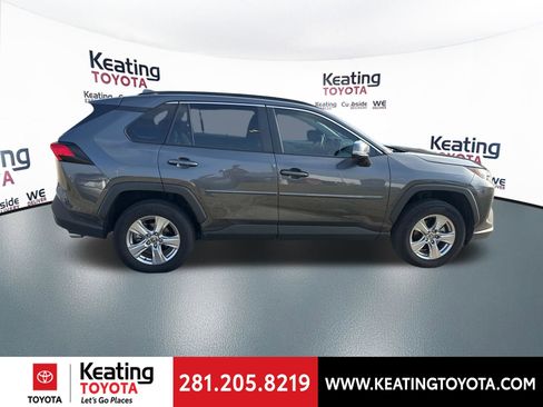 Used 2025 Toyota RAV4 XLE w/ Convenience Package FWD image 8