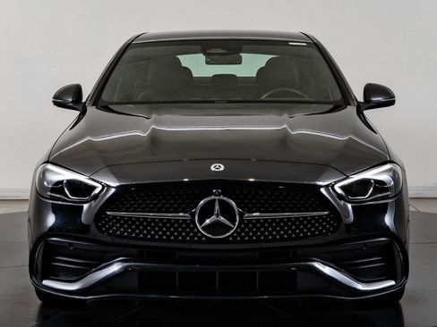Used 2022 Mercedes-Benz C 300 4MATIC Sedan image 2