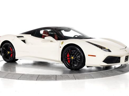 Used 2018 Ferrari 488 Spider RWD image 14
