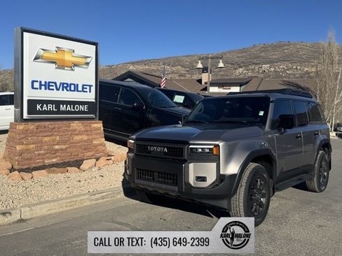 Used 2025 Toyota Land Cruiser image 1