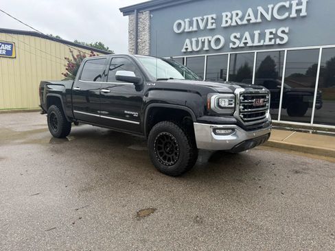Used 2018 GMC Sierra 1500 SLT AWD/4WD image 2