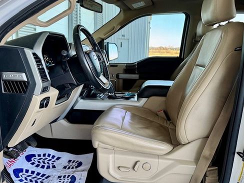 Used 2017 Ford F150 Lariat image 6