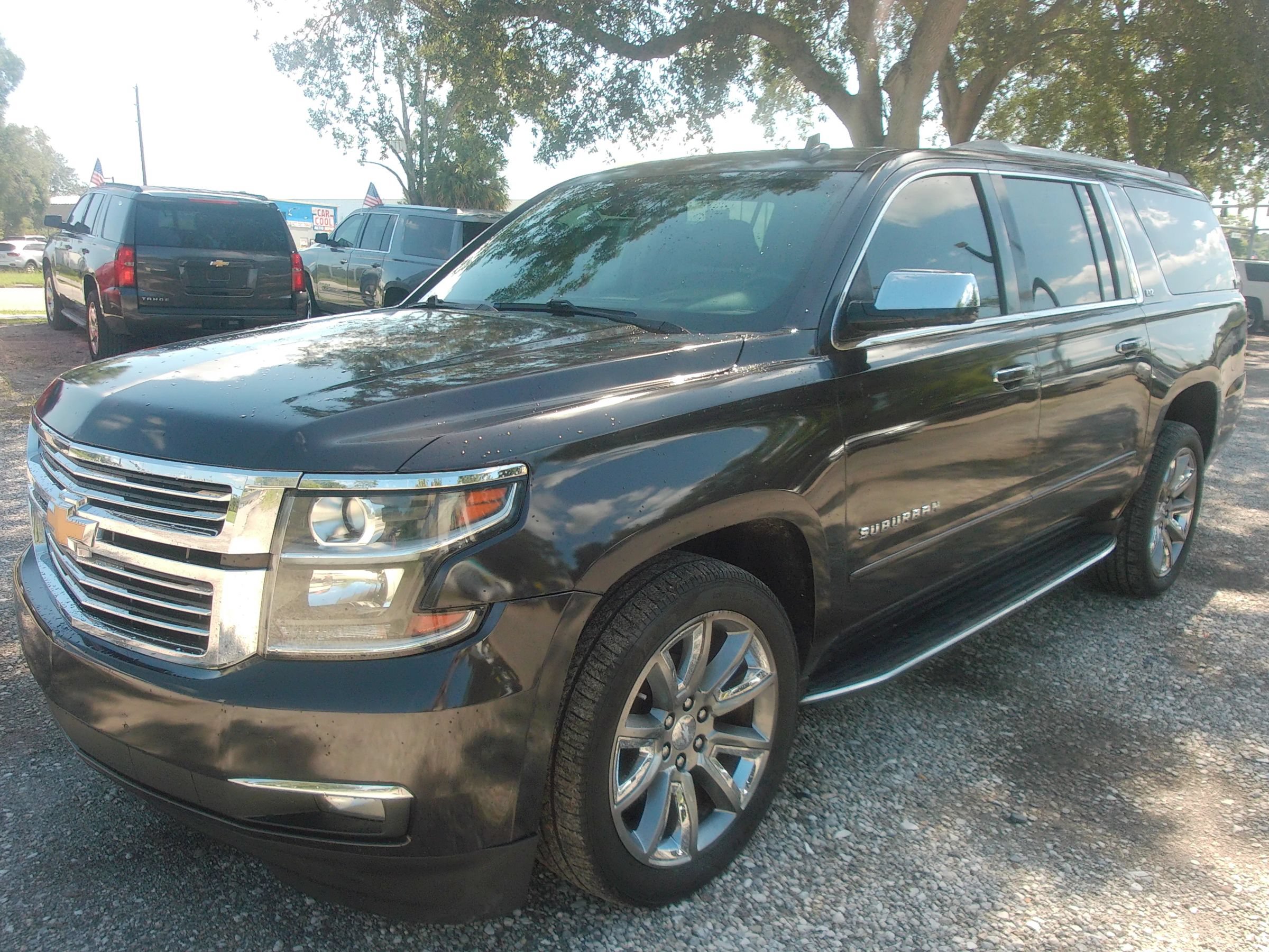 Used 2015 Chevrolet Suburban LTZ RWD image 1