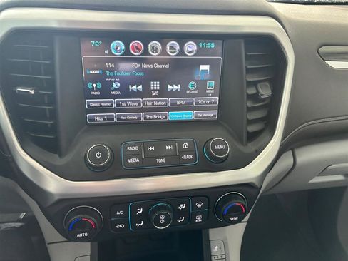 Used 2017 GMC Acadia SLT image 14