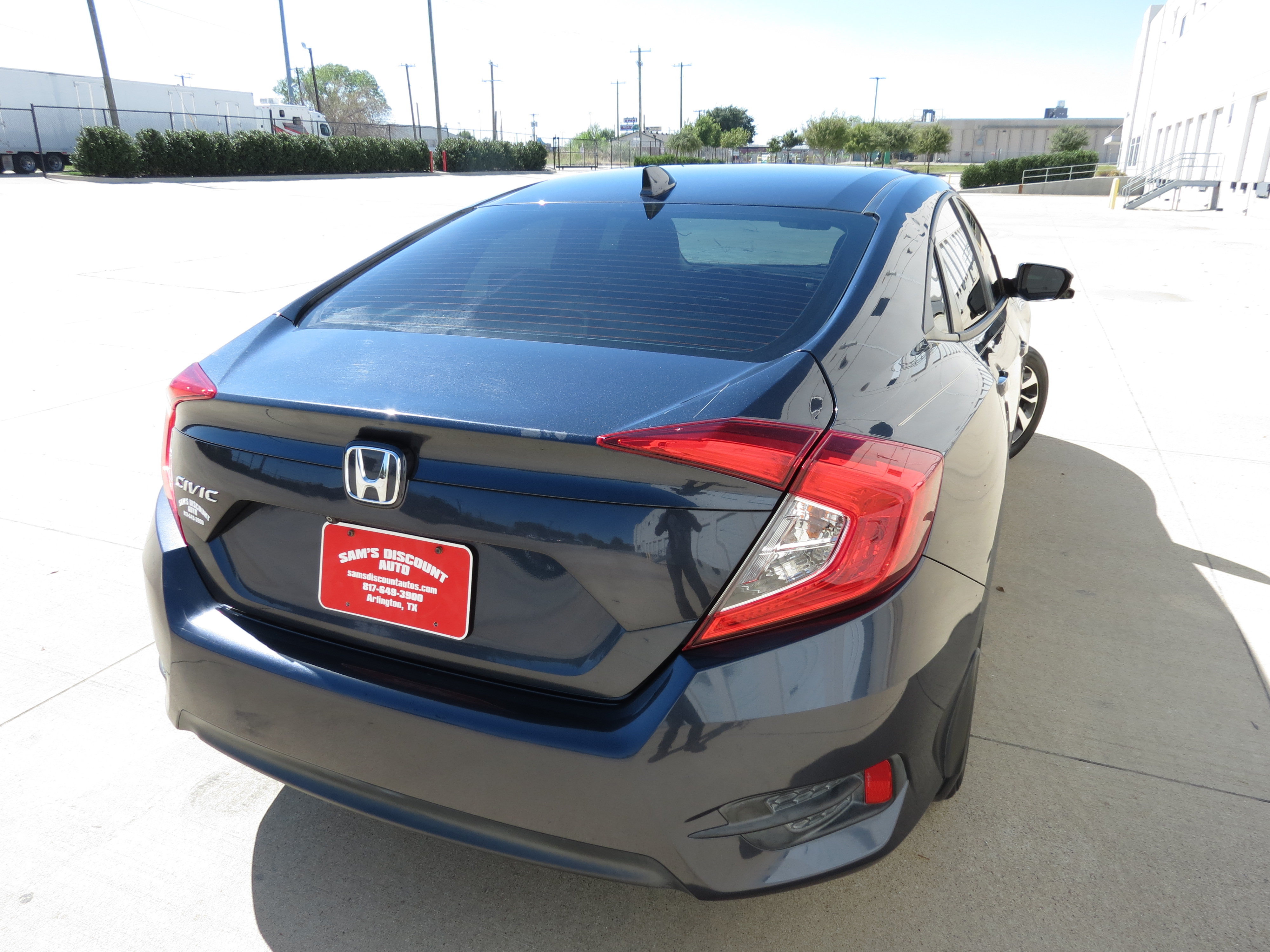 Used 2017 Honda Civic EX image 4