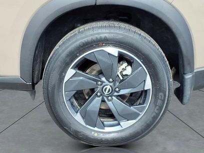 Used 2025 Nissan Rogue SV