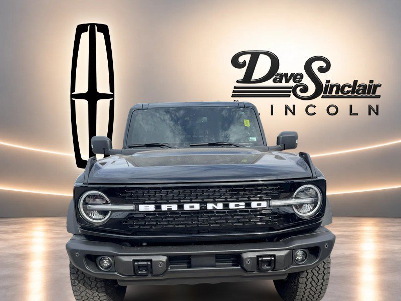 Used 2025 Ford Bronco Badlands AWD/4WD image 2
