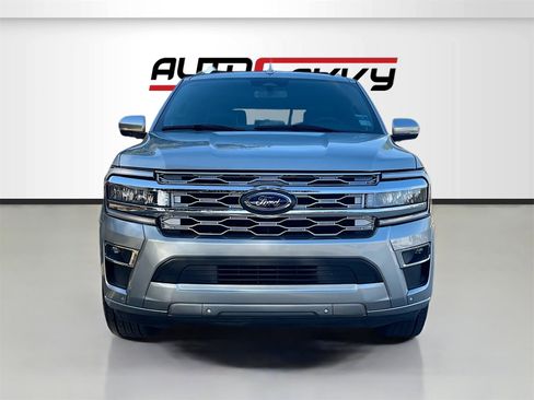 Used 2024 Ford Expedition Platinum image 2