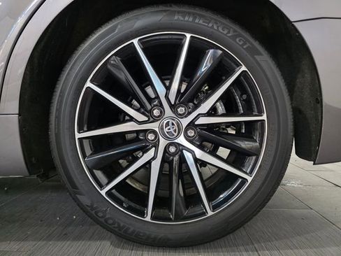 Used 2023 Toyota Camry SE image 23