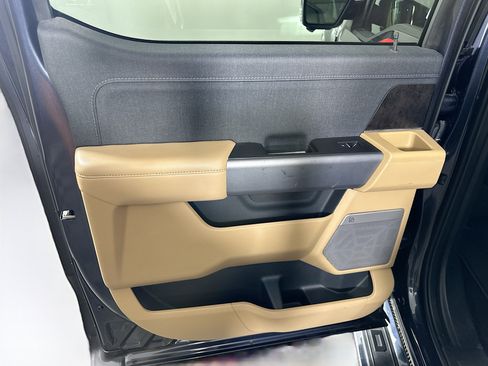 Used 2021 Ford F150 Lariat w/ Equipment Group 501A Mid image 26