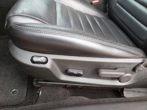 Used 2007 Ford Mustang GT Premium image 18