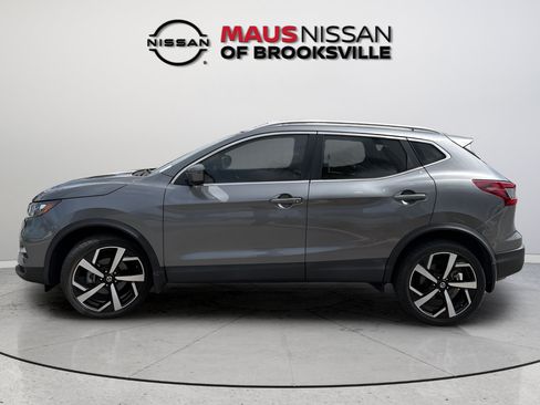 Used 2022 Nissan Rogue Sport SL AWD/4WD image 5