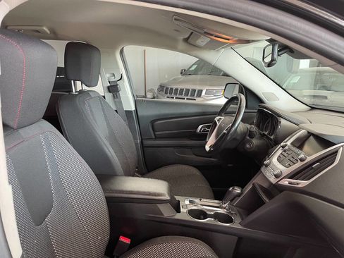 Used 2017 GMC Terrain SLE w/ Convenience Package image 28