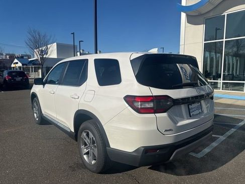 New 2025 Honda Pilot EX-L image 6