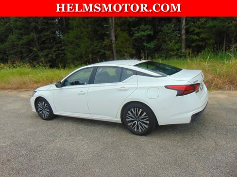 Used 2026 Nissan Altima 2.5 SV FWD image 4