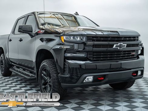 Used 2020 Chevrolet Silverado 1500 LT Trail Boss w/ Convenience Package image 1