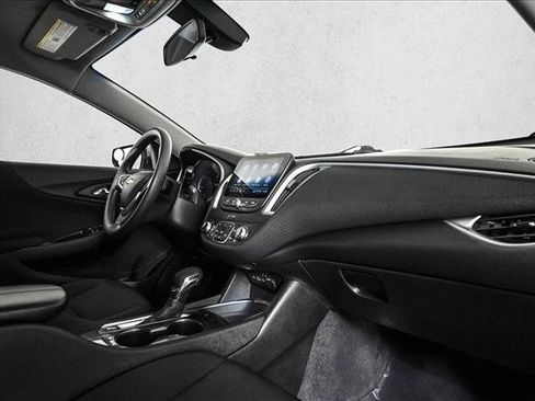 Used 2022 Chevrolet Malibu LT image 22