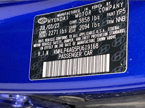 Used 2023 Hyundai Elantra Limited w/ Cargo Package FWD image 32