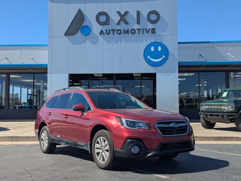 Used 2019 Subaru Outback 2.5i Premium w/ Popular Package #2 AWD/4WD image 1