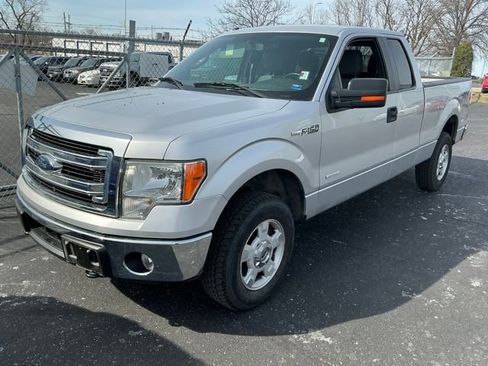 Used 2014 Ford F150 XLT w/ Equipment Group 301A Mid image 2