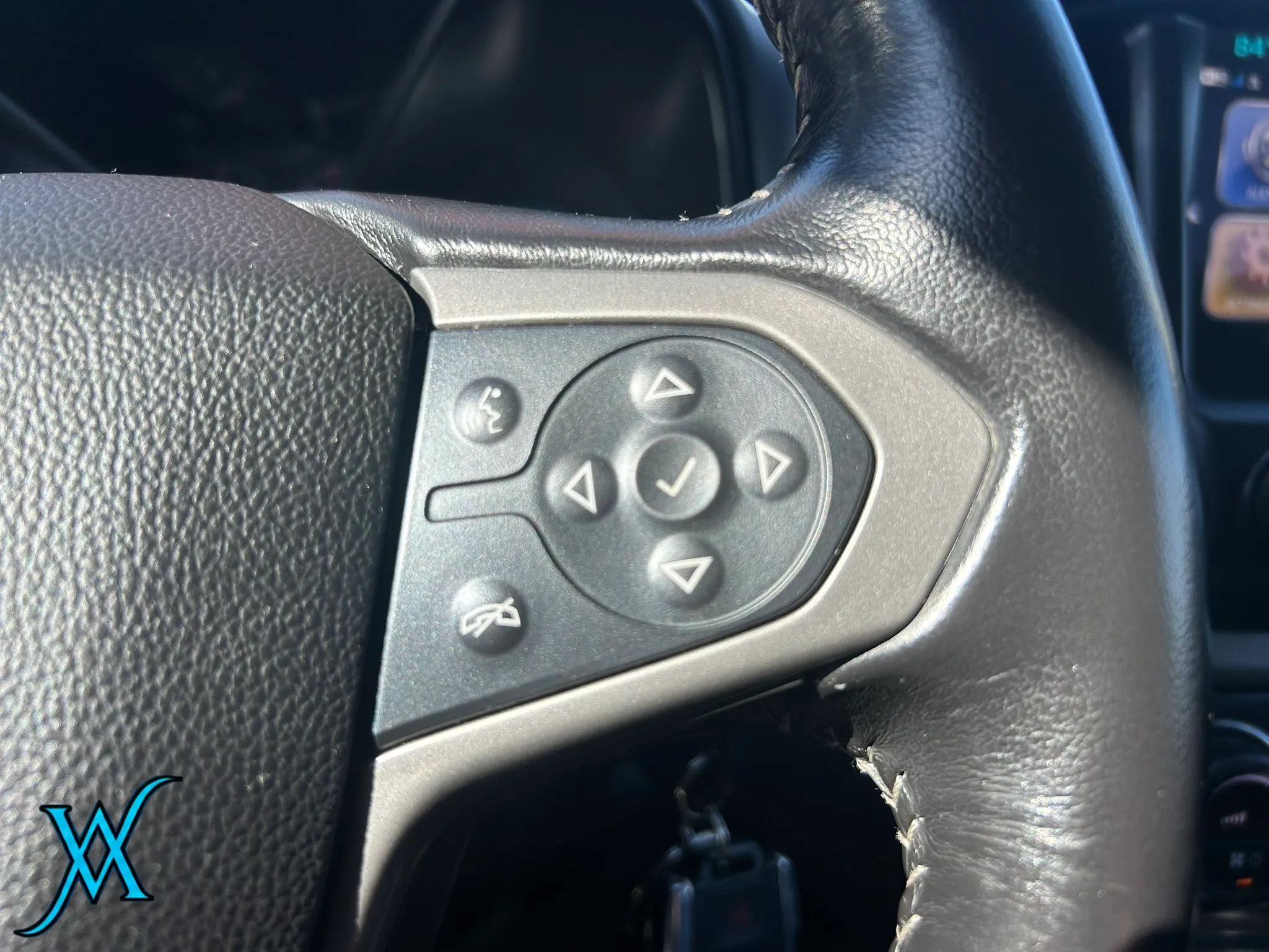 Used 2018 Chevrolet Colorado Z71 AWD/4WD image 35