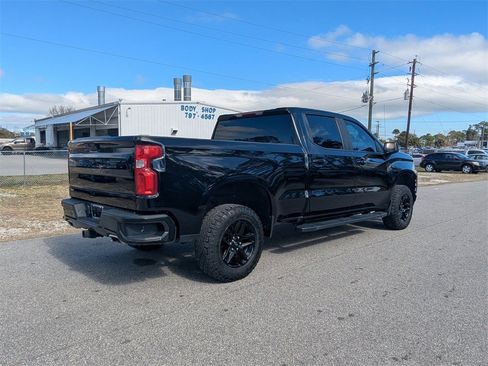 Used 2021 Chevrolet Silverado 1500 LT Trail Boss w/ Bed Protection Package image 4