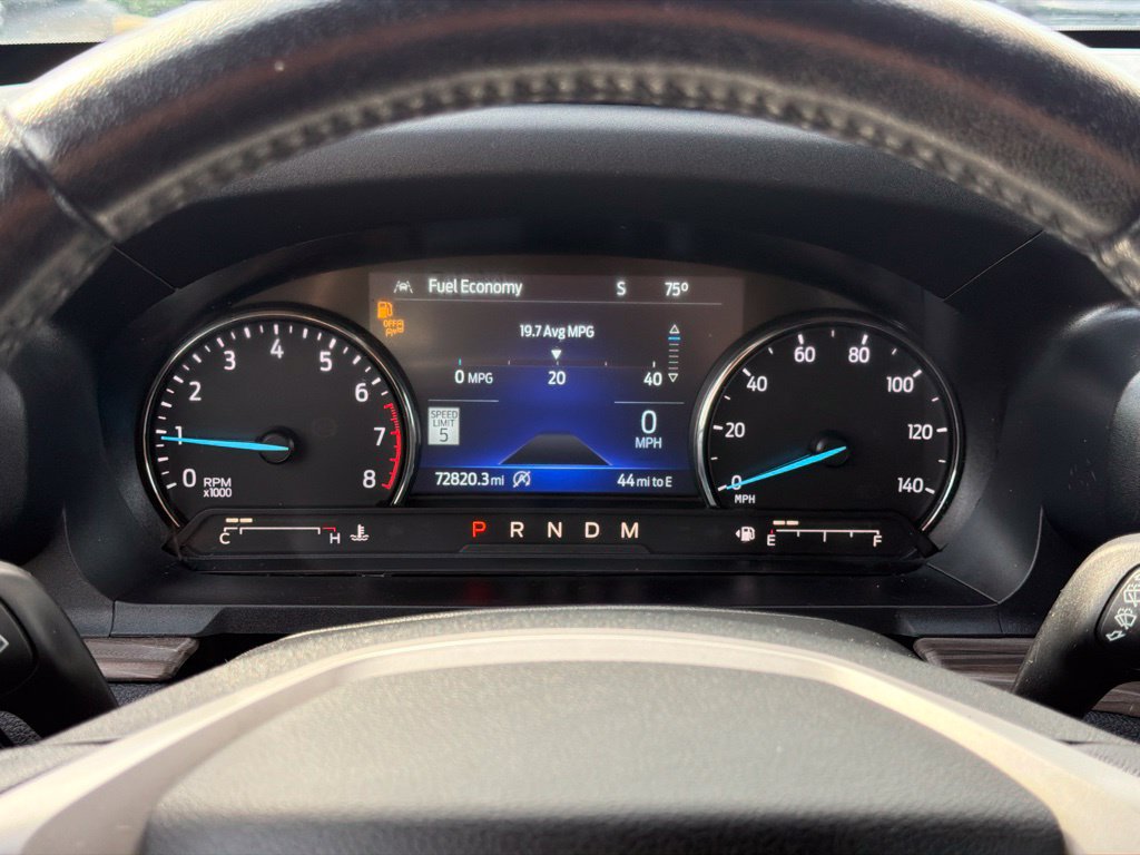 Used 2021 Ford Explorer Limited w/ Equipment Group 301A AWD/4WD image 9