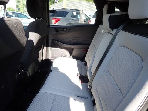 Used 2023 Ford Escape Active AWD/4WD image 12