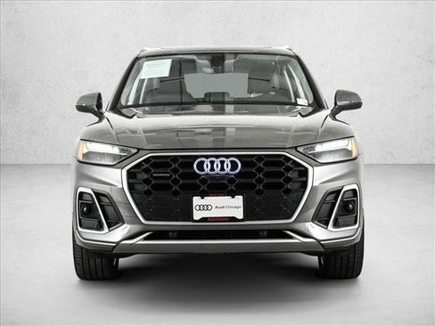 Used 2023 Audi Q5 2.0T Premium Plus w/ Premium Plus Package AWD/4WD image 2