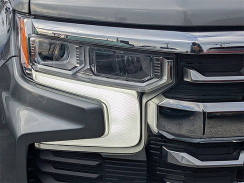 Used 2023 Chevrolet Silverado 1500 LTZ w/ Z71 Off-Road Package image 8