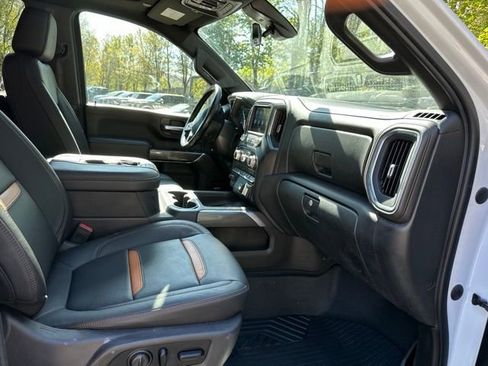 Used 2021 GMC Sierra 2500 AT4 w/ AT4 Premium Plus Package AWD/4WD image 29