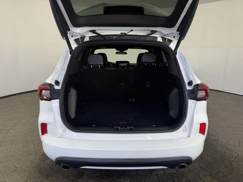 Used 2023 Ford Escape ST-Line FWD image 7