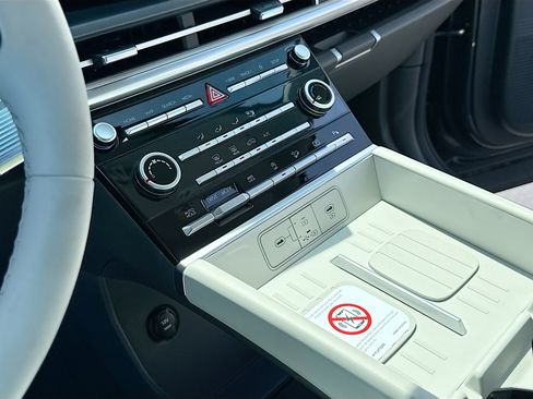New 2026 Hyundai Santa Fe SE AWD/4WD image 10