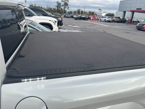 Used 2024 Toyota Tacoma TRD Sport image 5