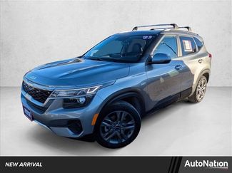 Used 2023 Kia Seltos S w/ Navigation Package video 1