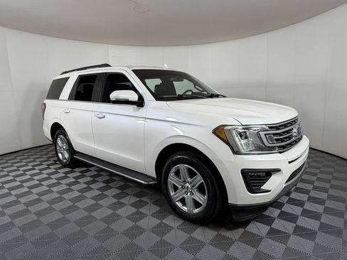 Used 2019 Ford Expedition XLT w/ Equipment Group 202A RWD image 1