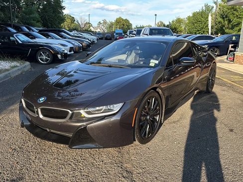 Used 2019 BMW i8 Coupe AWD/4WD image 1