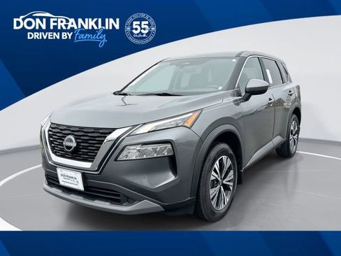 Used 2023 Nissan Rogue SV image 1