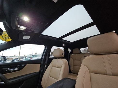 Used 2023 Chevrolet Blazer Premier image 40