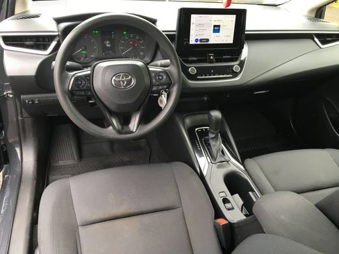 Used 2023 Toyota Corolla LE FWD image 22